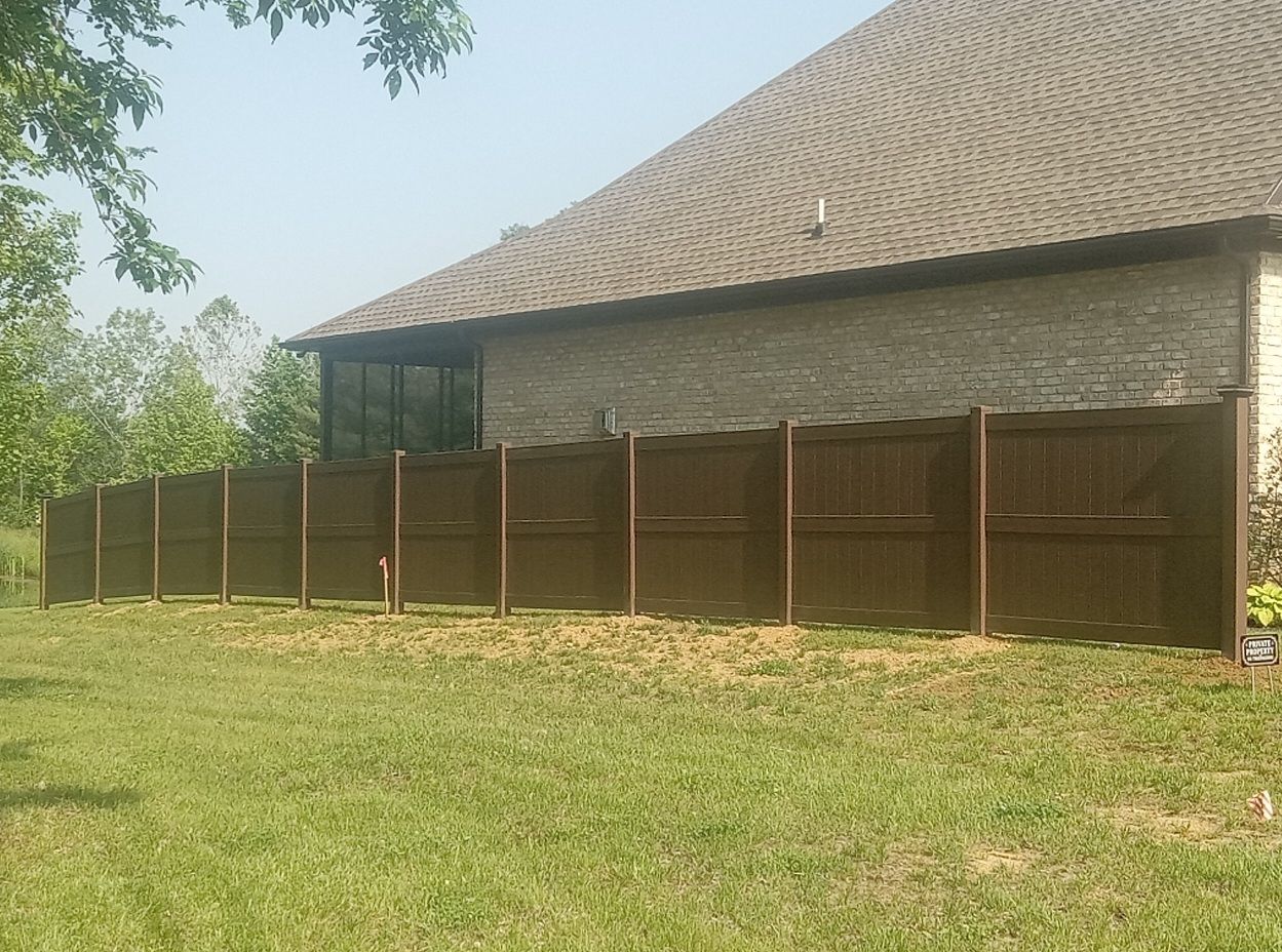 vinyl fencing